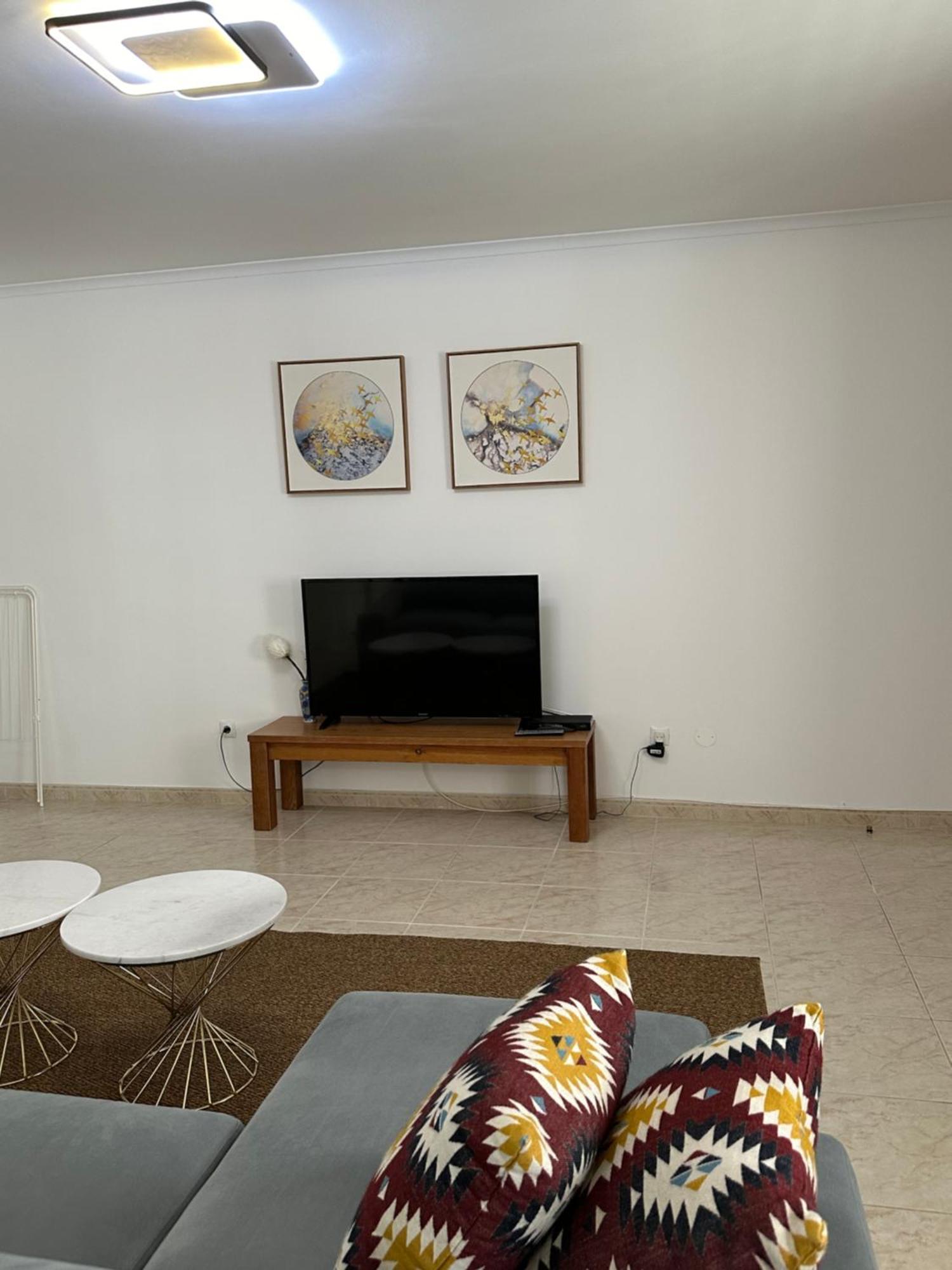 Hope House Parede Apartment Exterior photo